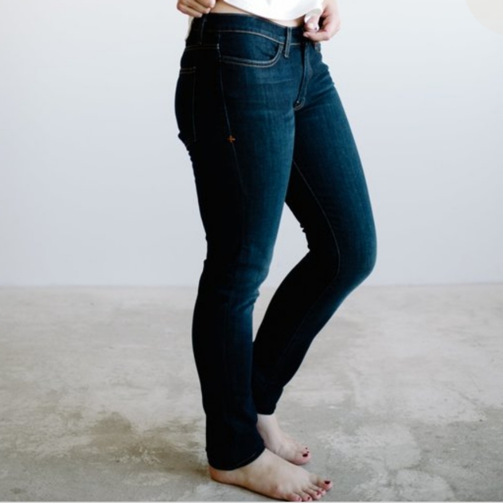 Imogene + Willie Lucy  Low Rise Skinny Jeans Size 25R Dark Blue - Picture 5 of 15